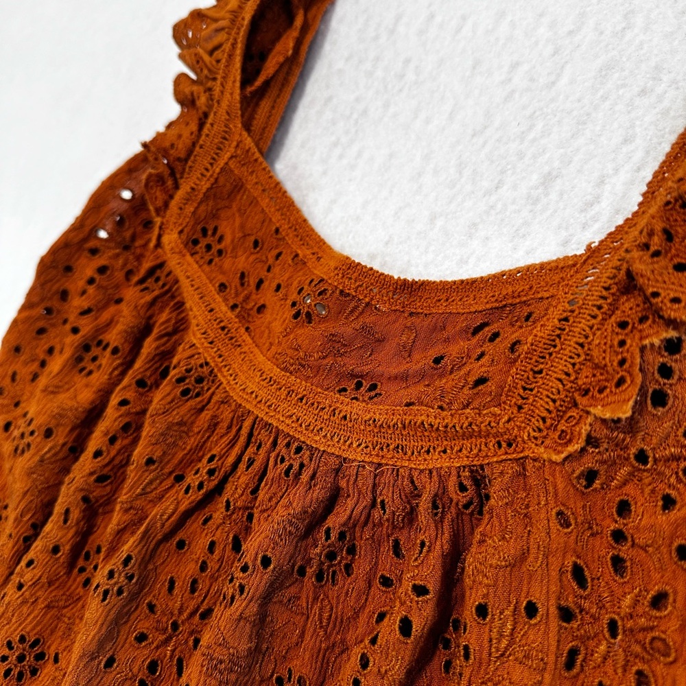 Lucky Brand Rust Eyelet Ruffle-Strap Button Front Tank - Picture 3 of 3